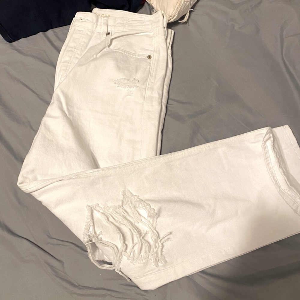 American eagle mom jeans white, with rips